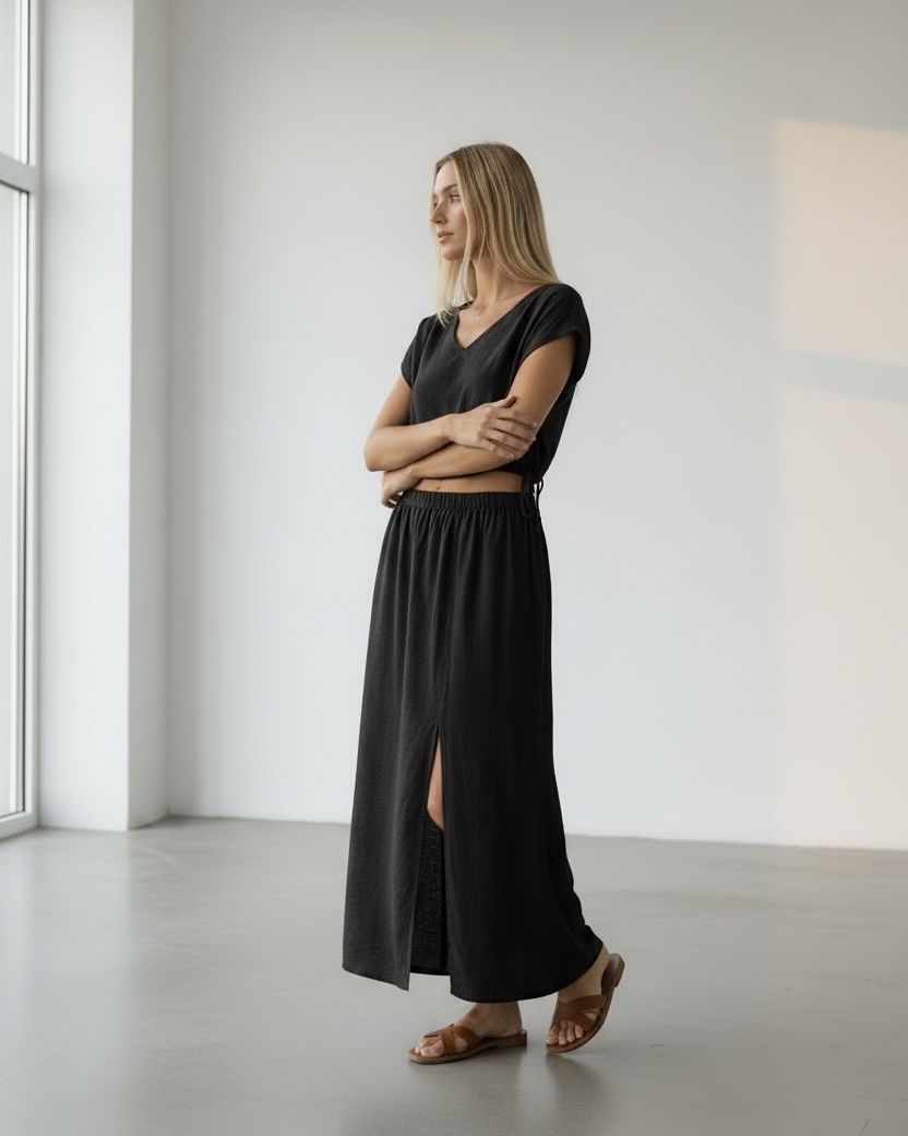 Nero ,Slit ,Maxi Skirt ,Crop Top ,Set